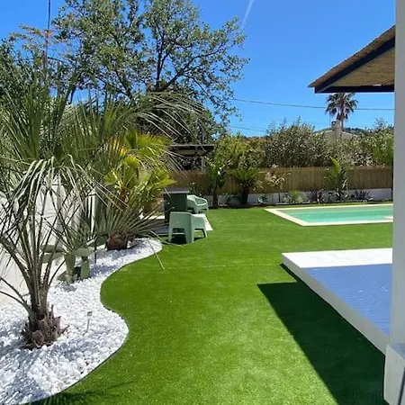 Magnifique Avec Piscine Proche *